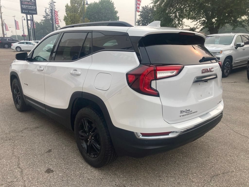 2023 GMC Terrain AT4