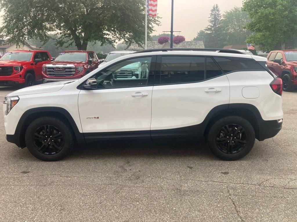 2023 GMC Terrain AT4