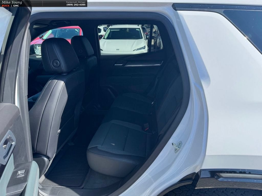 2027 GMC Terrain AWD AT4