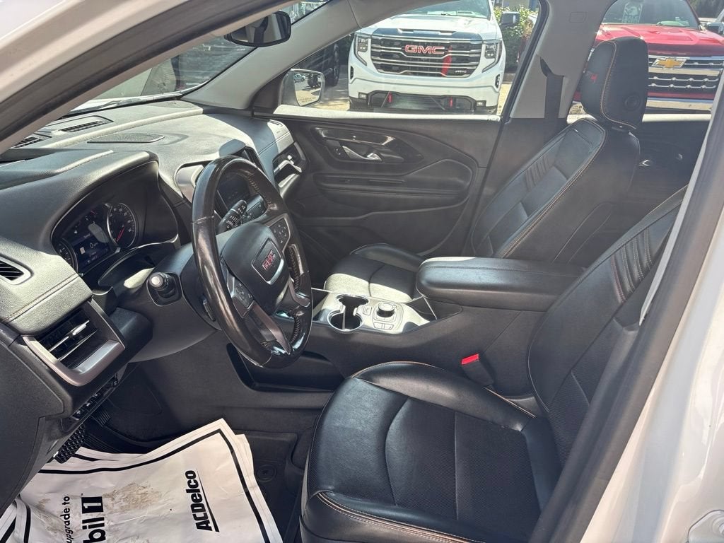 2022 GMC Terrain AT4