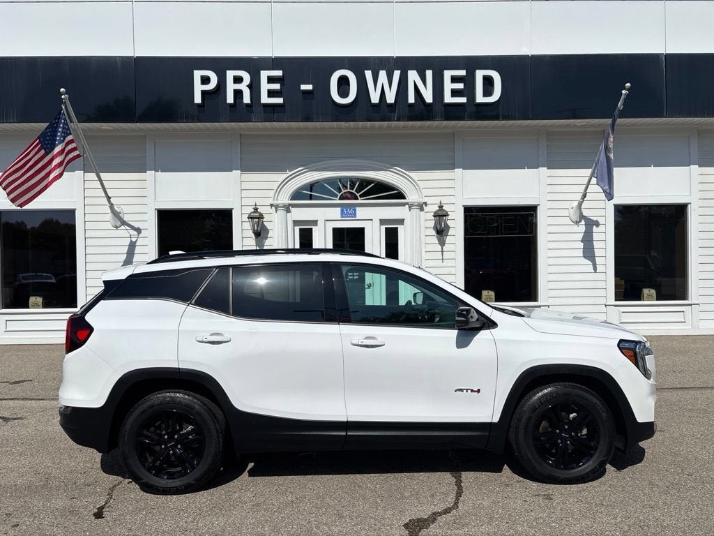 2022 GMC Terrain AT4