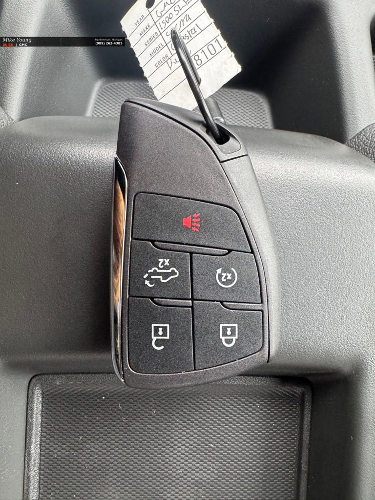 2026 GMC Sierra 1500 SLE