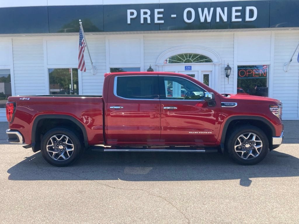 2025 GMC Sierra 1500 SLT