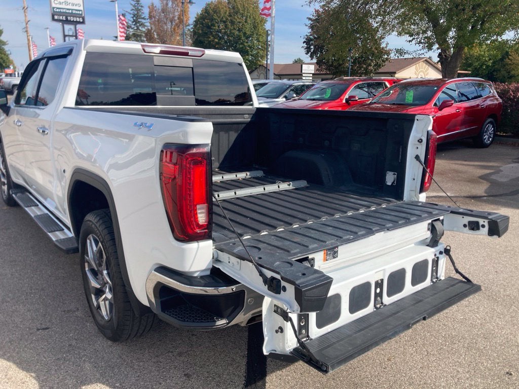 2022 GMC Sierra 1500 SLT