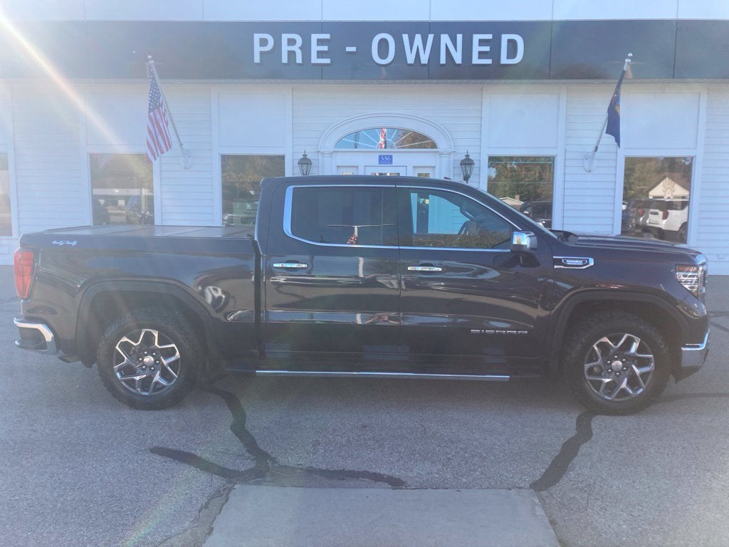 2022 GMC Sierra 1500 SLT