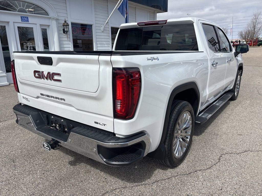 2022 GMC Sierra 1500 SLT