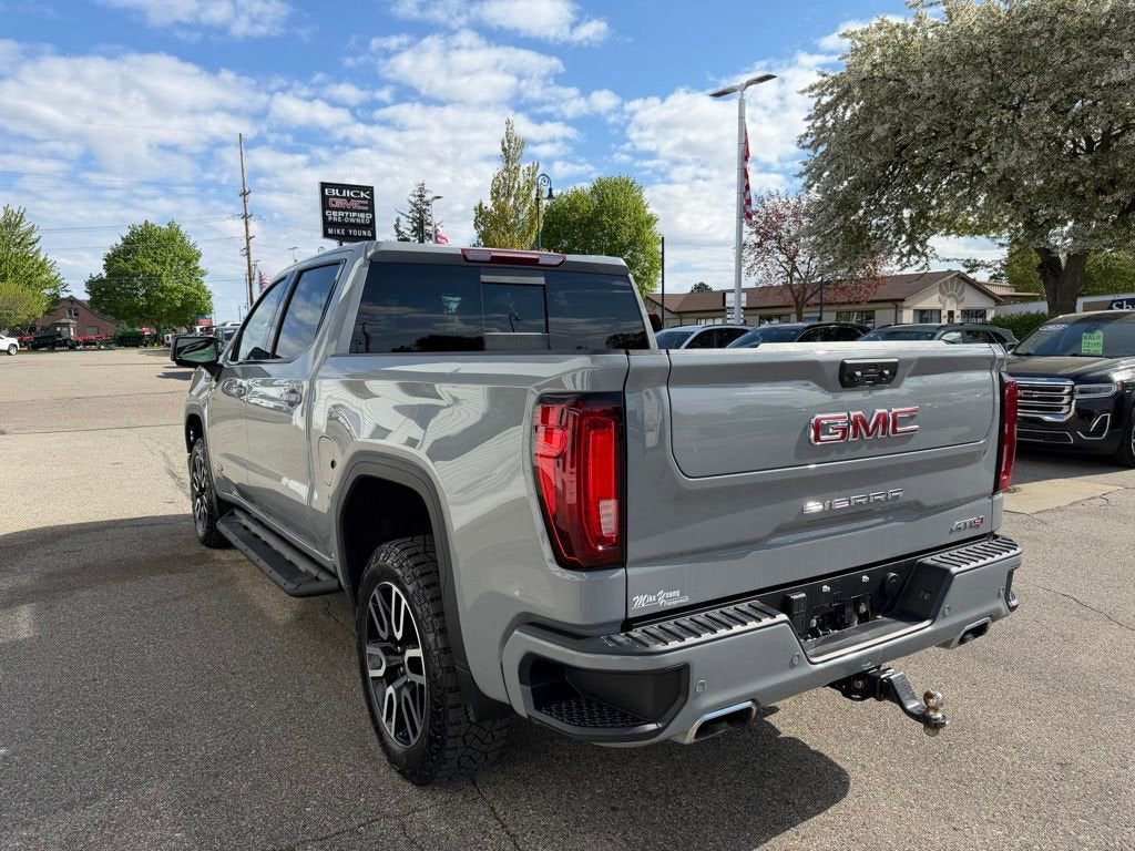 2024 GMC Sierra 1500 AT4