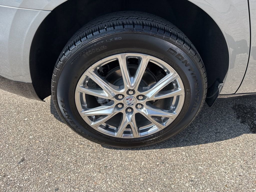 2024 Buick Enclave Essence