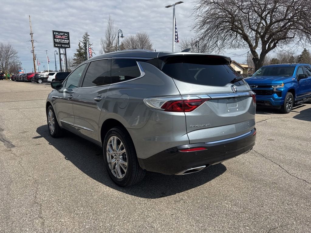 2024 Buick Enclave Essence