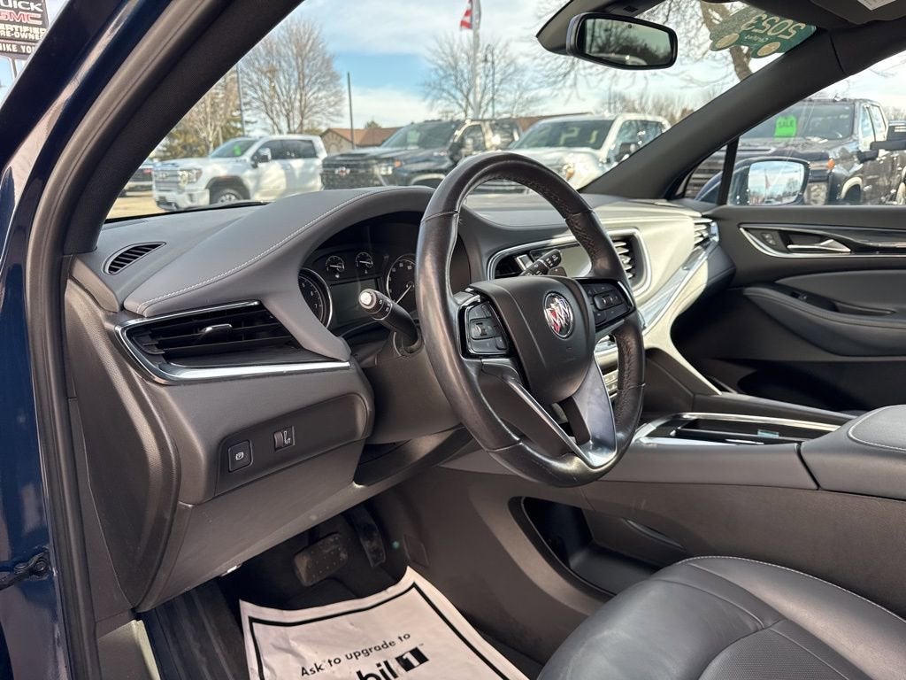 2023 Buick Enclave Essence