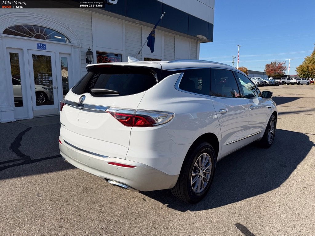 2024 Buick Enclave Essence