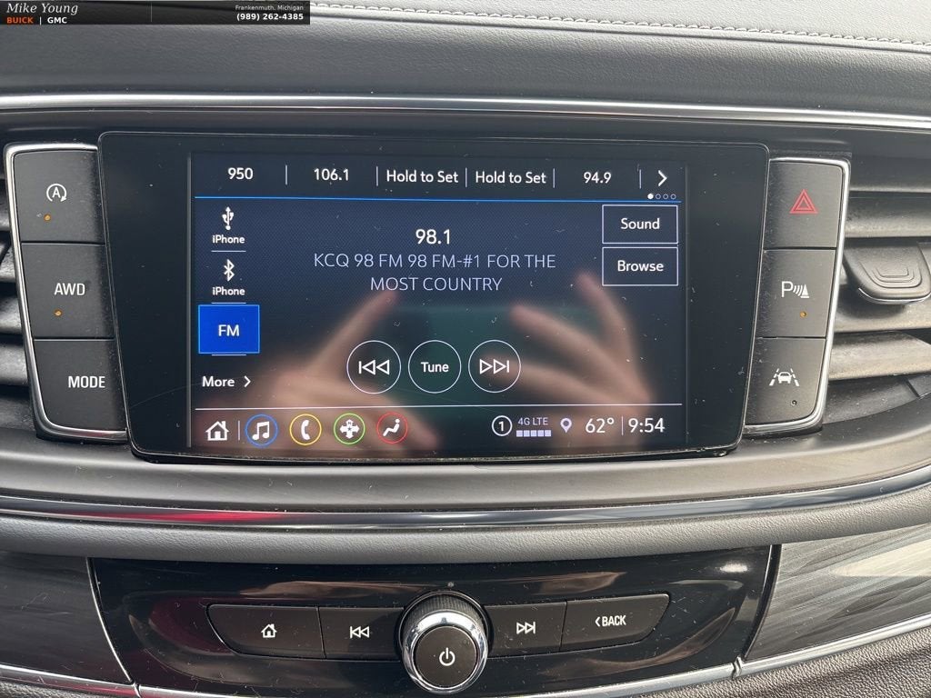 2023 Buick Enclave Essence