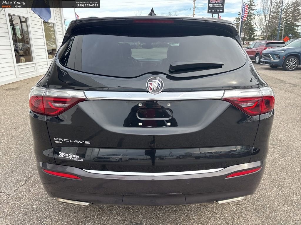 2023 Buick Enclave Essence