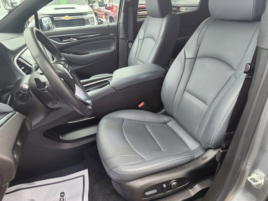 2024 Buick Enclave Essence