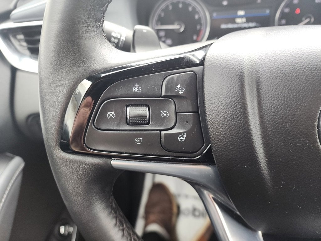 2024 Buick Enclave Essence