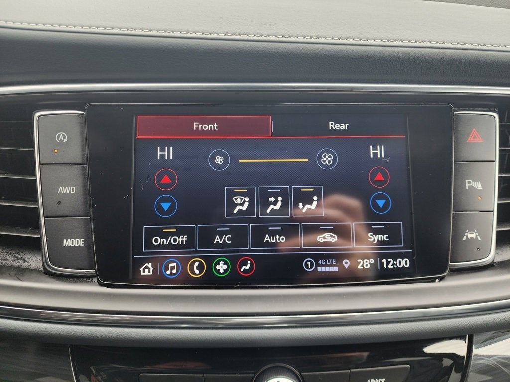 2024 Buick Enclave Essence