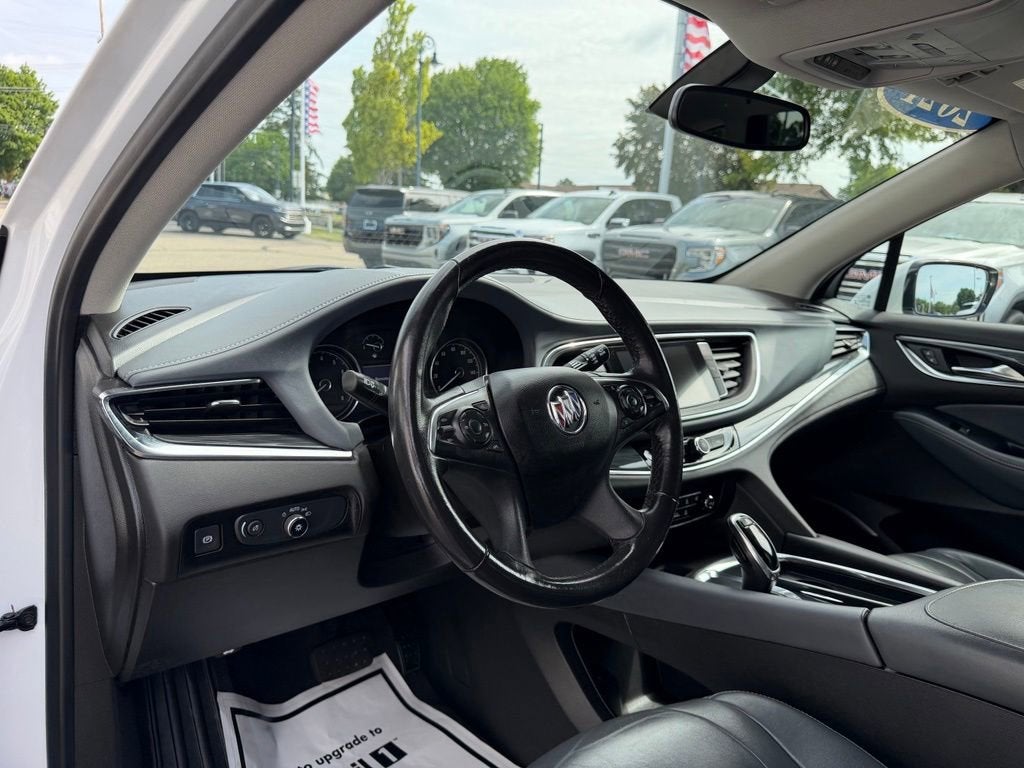 2021 Buick Enclave Essence