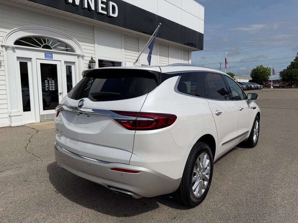 2021 Buick Enclave Essence