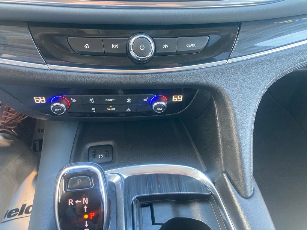 2019 Buick Enclave Essence