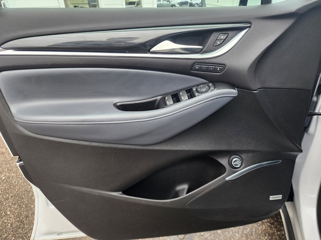 2023 Buick Enclave Premium