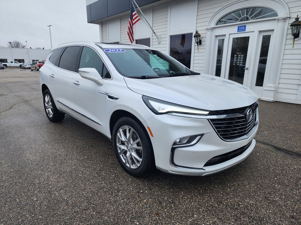 2023 Buick Enclave Premium