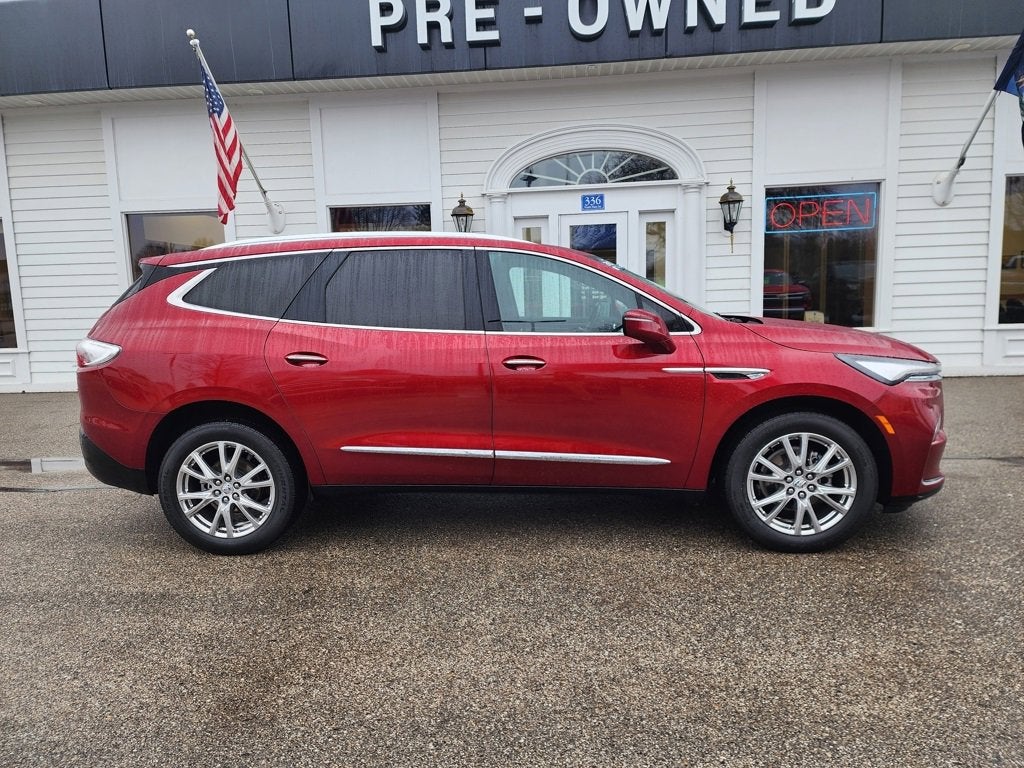 2023 Buick Enclave Premium