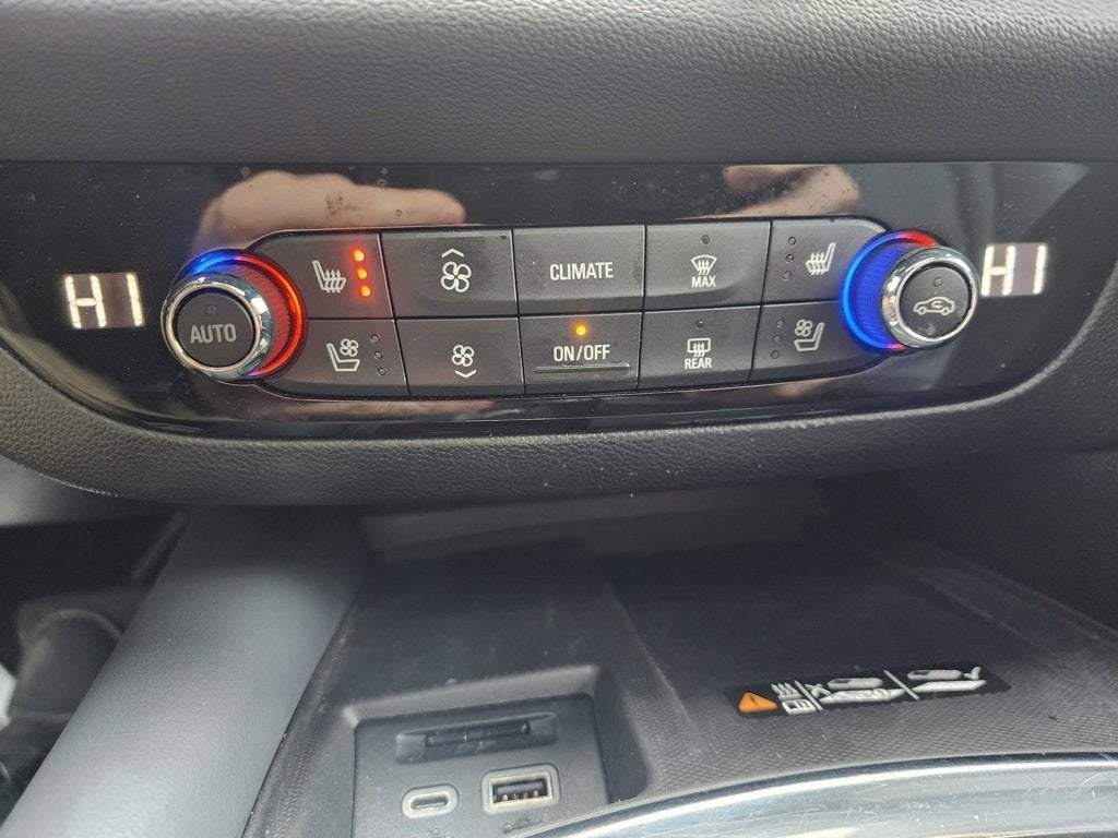 2023 Buick Enclave Premium