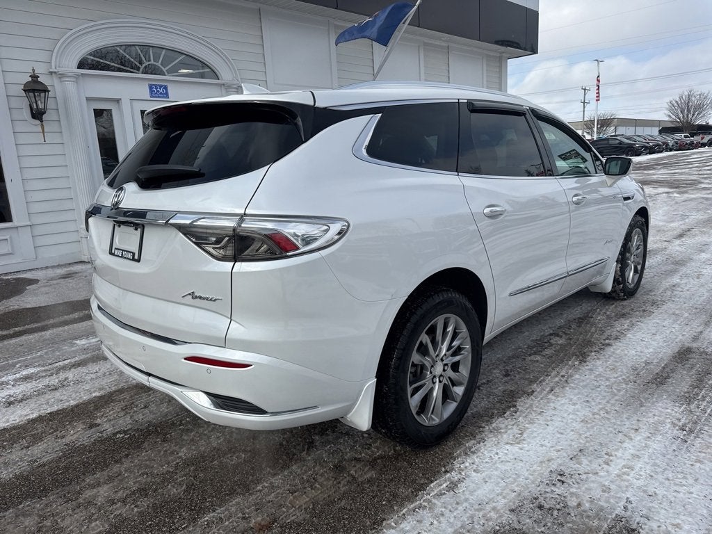 2022 Buick Enclave Avenir