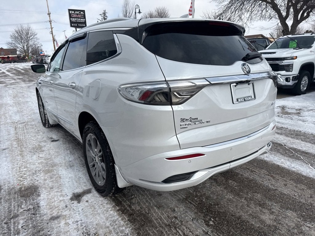 2022 Buick Enclave Avenir