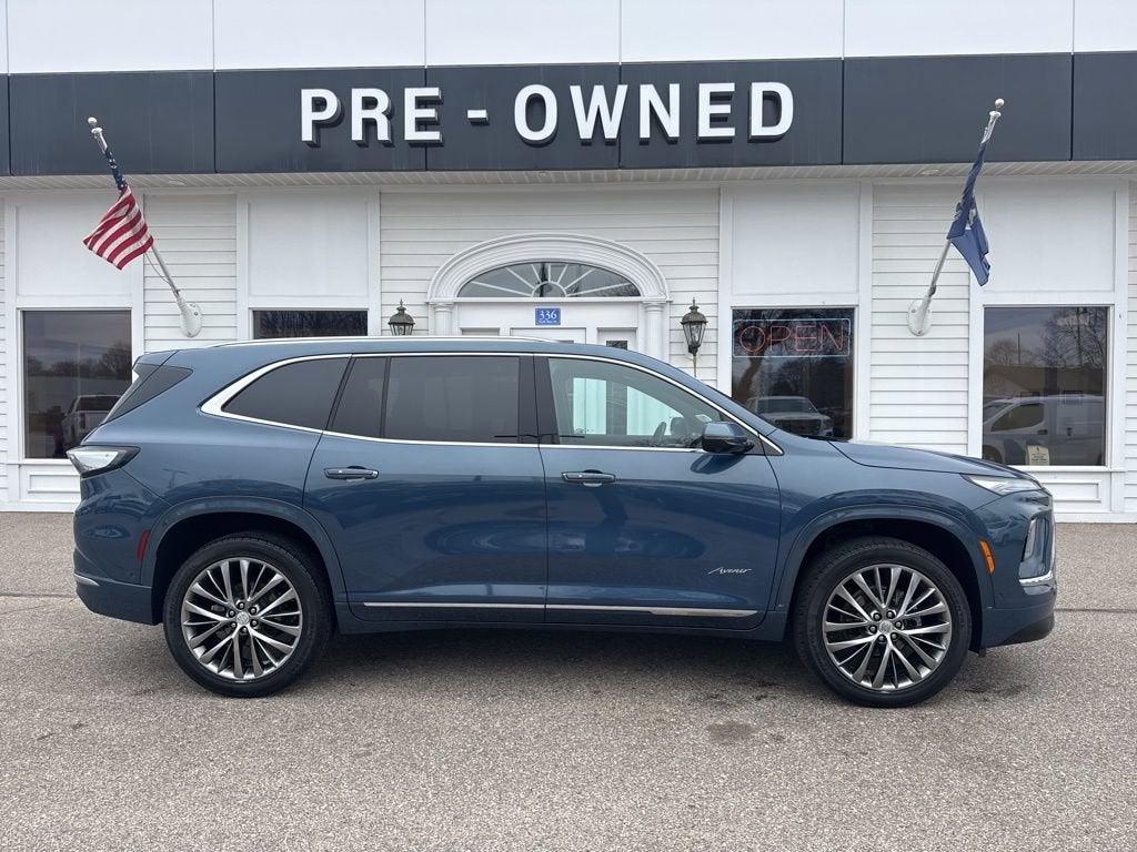 2025 Buick Enclave Avenir