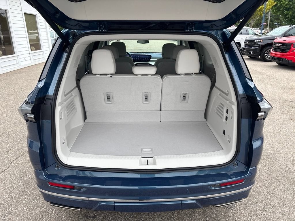 2025 Buick Enclave Avenir