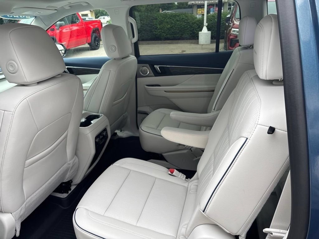 2025 Buick Enclave Avenir