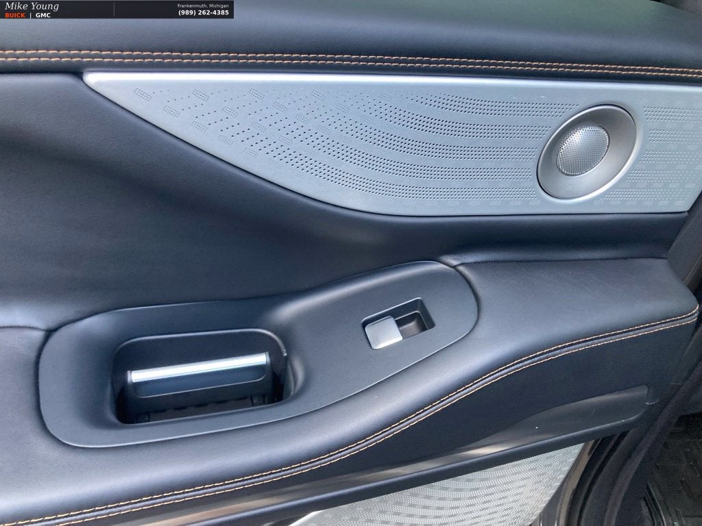 2025 Lincoln Navigator Black Label