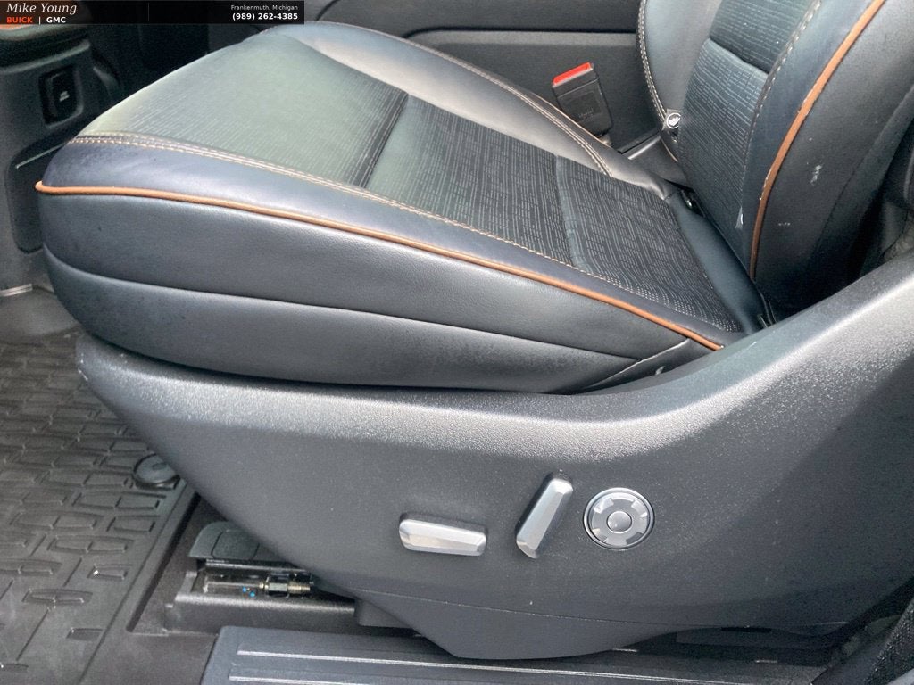 2025 Lincoln Navigator Black Label