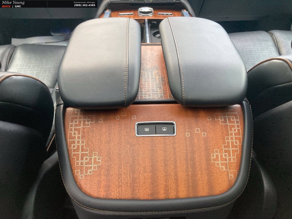 2025 Lincoln Navigator Black Label
