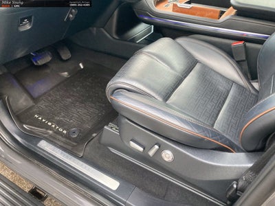 2025 Lincoln Navigator Black Label