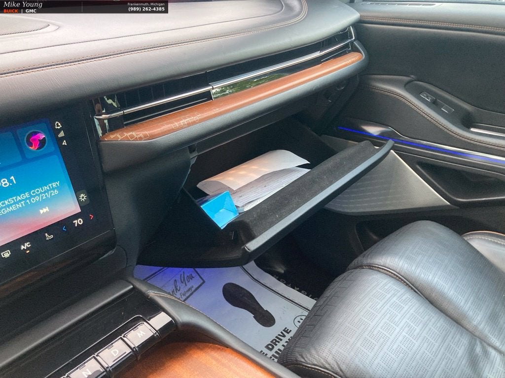 2025 Lincoln Navigator Black Label