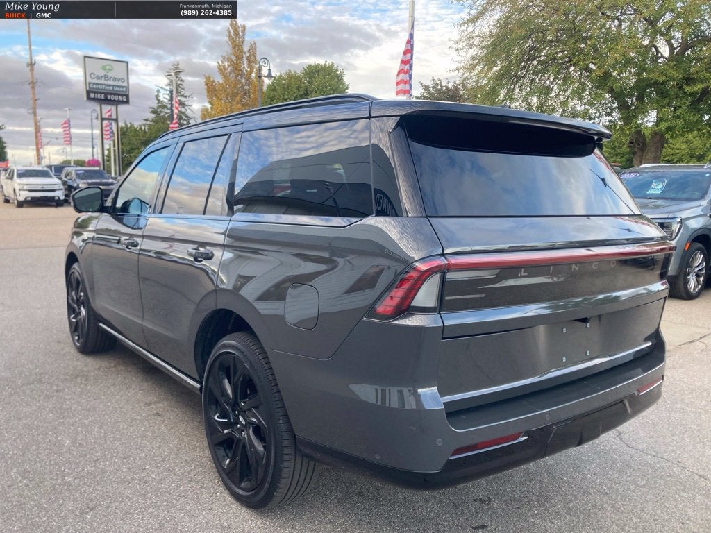 2025 Lincoln Navigator Black Label