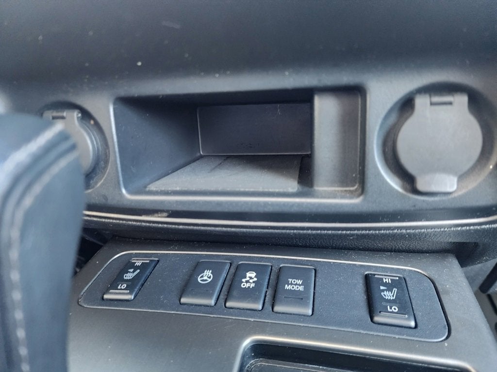 2015 Nissan Armada Platinum Edition