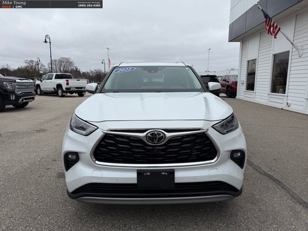 2022 Toyota Highlander Platinum