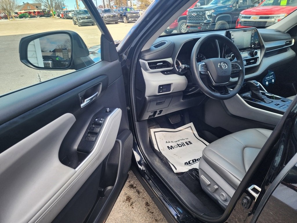 2020 Toyota Highlander XLE