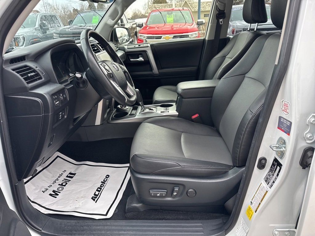 2024 Toyota 4Runner SR5 Premium