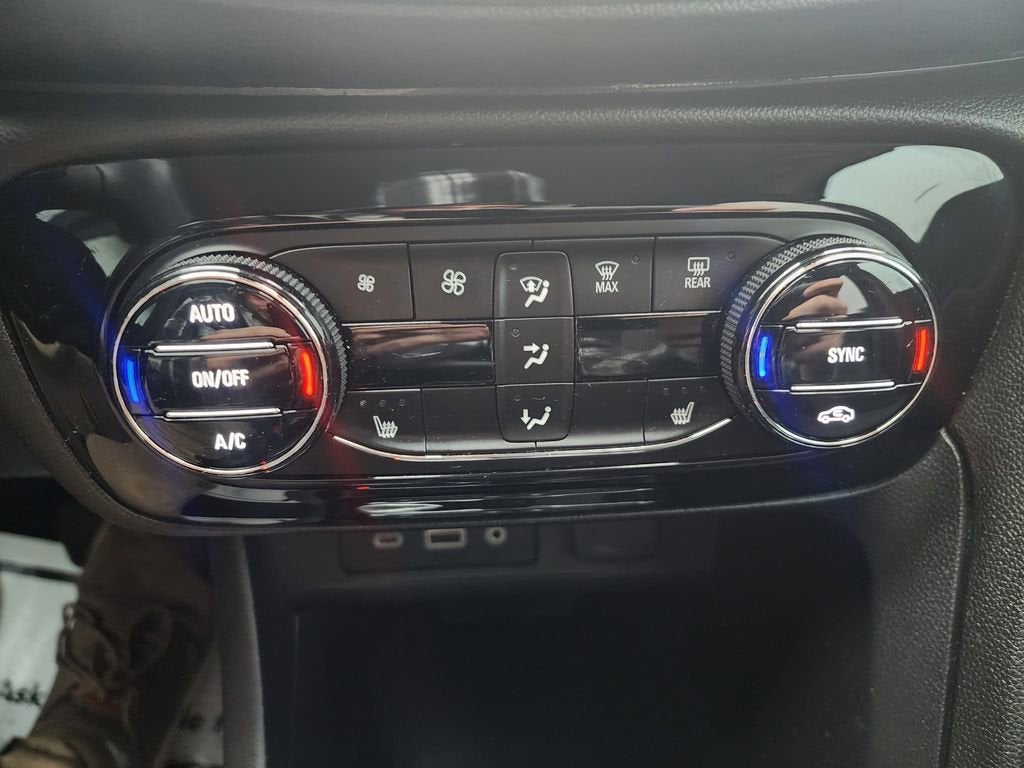 2020 Buick Encore GX Select