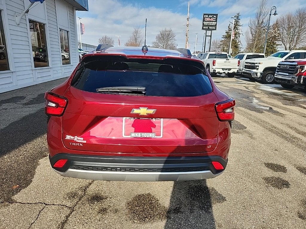 2024 Chevrolet Trax LT